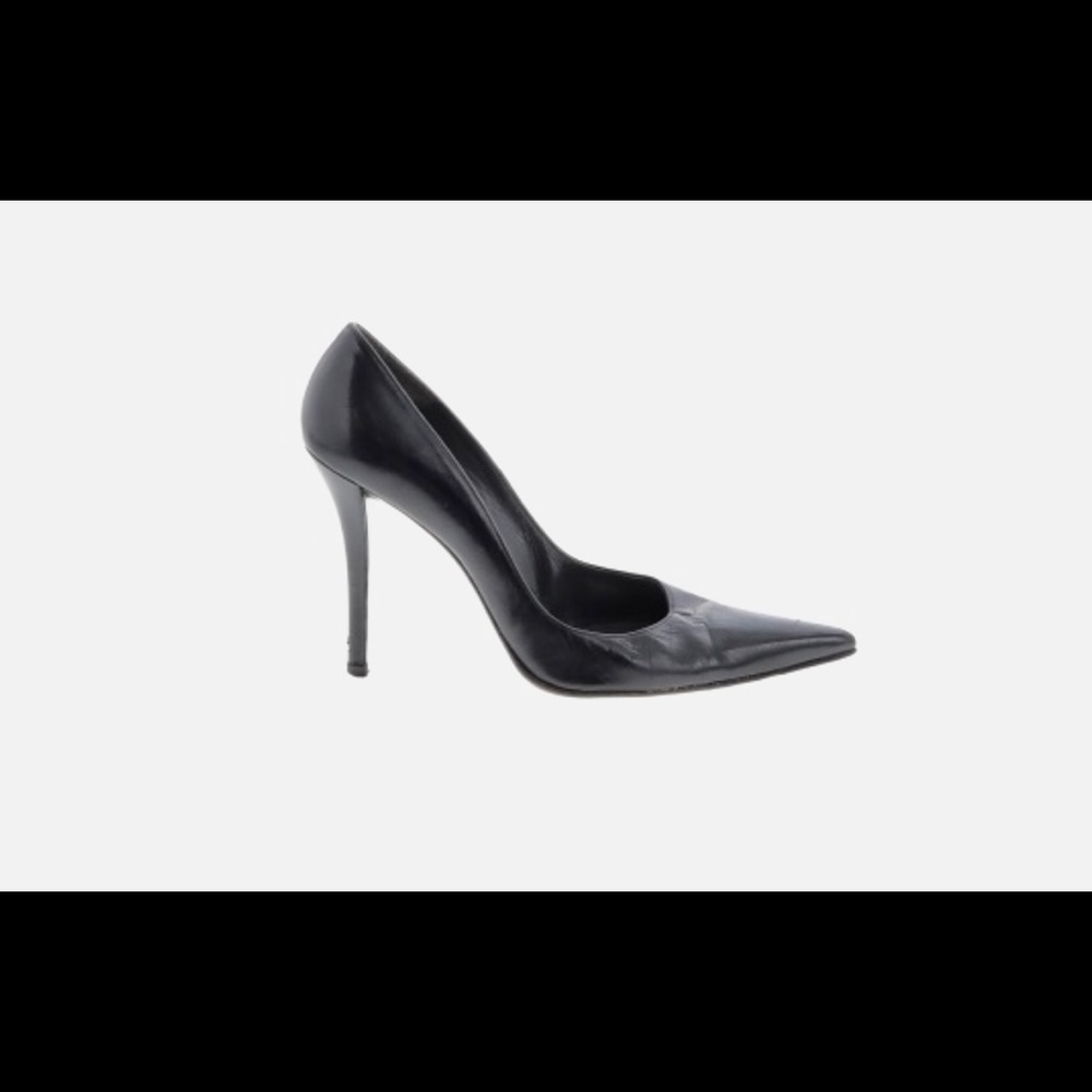 Stuart Weitzman heels-Black size 7